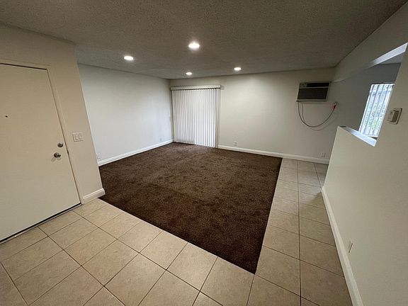 3rd image of 25263 Shepardson Dr APT 4