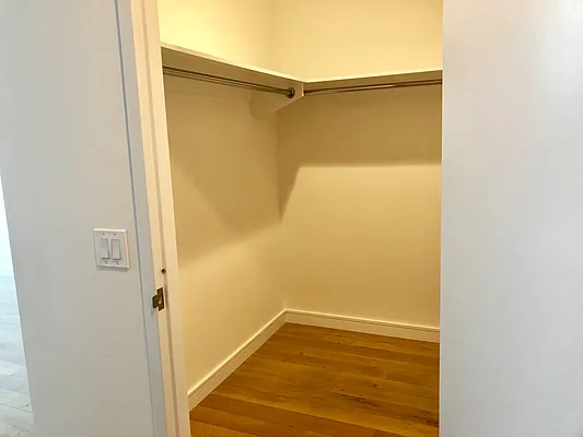 Rented by Stonehenge NYC LLC | media 5