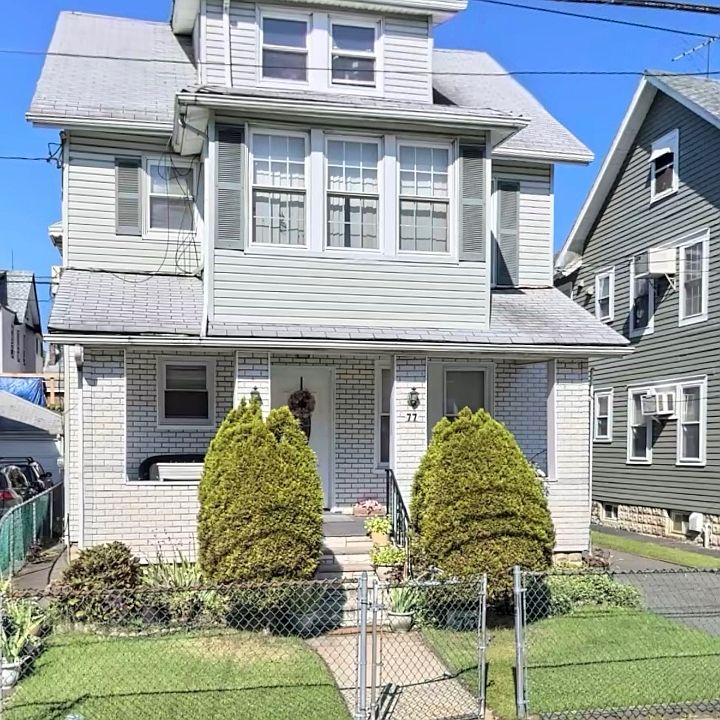 1st image of 77 Grant Pl #1A
