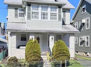 77 Grant Pl #1A, Irvington, NJ 07111