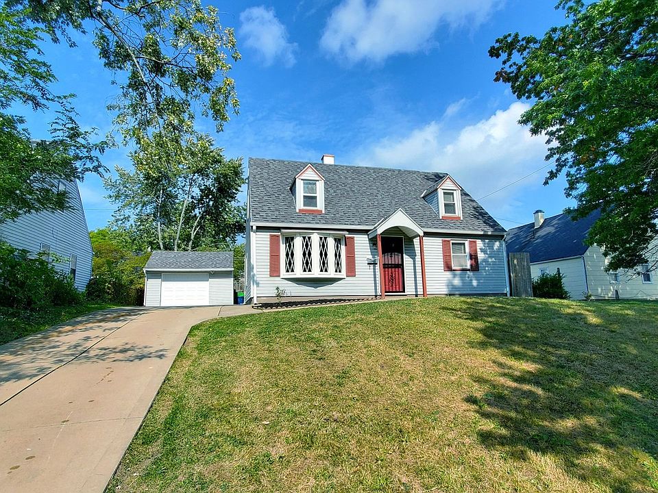 1st image of 19707 Meadowlark Ln