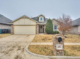 3049 NW 182nd St, Edmond, OK 73012