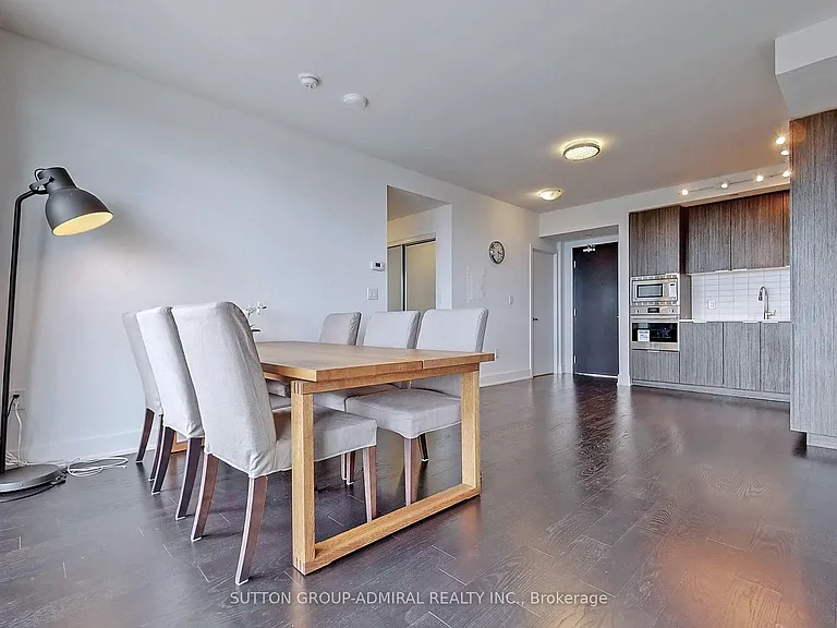955 Bay St #3306 — Photo 8