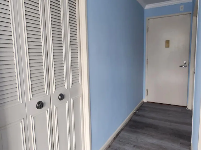 10401 Grosvenor Pl #724 — Photo 9