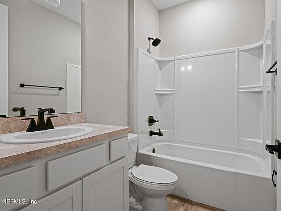 5th image of 884 BRYCEVILLE Court