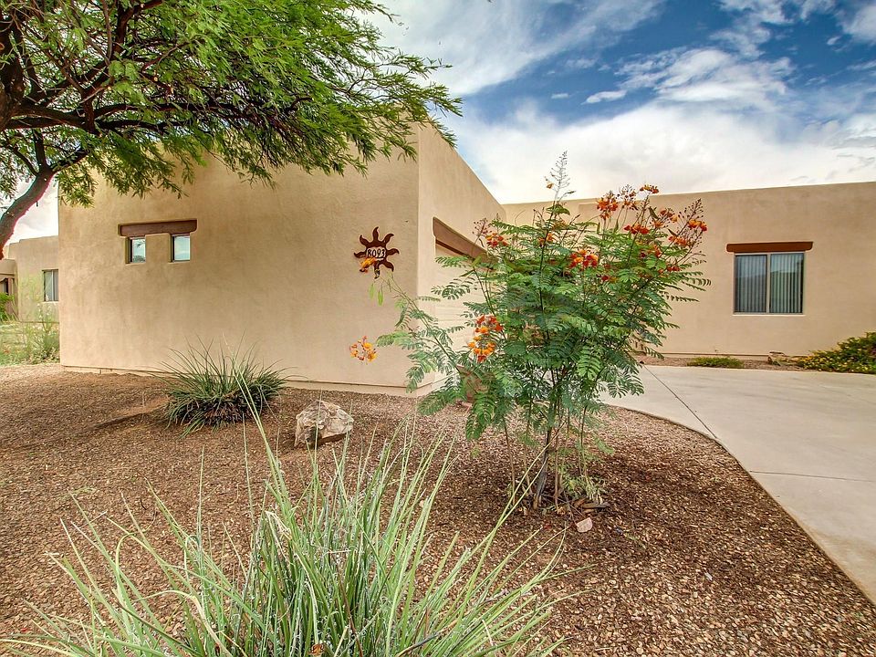1st image of 8093 N Painted Feather Dr