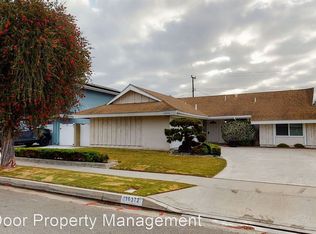 16372 Duchess Ln, Huntington Beach, CA 92647