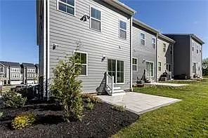 231 Yellowwood Ct — Photo 21