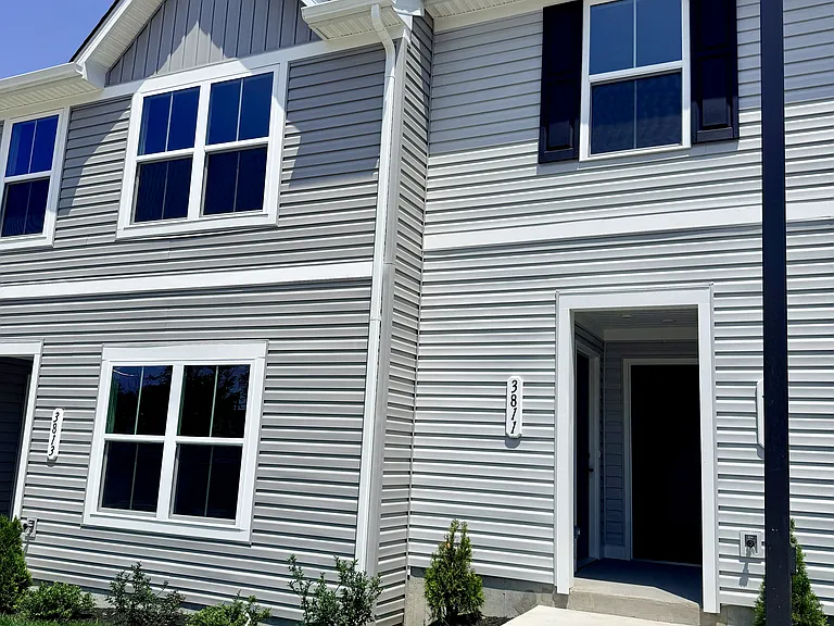 3811 Powell Rd — Photo 1