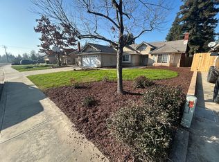 6010 W Cambridge Ave, Visalia, CA 93277