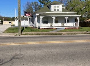 201 S Springfield Ave, Green Forest, AR 72638