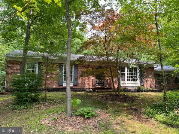 302 Shady Nook Rd, Harleysville, PA 19438