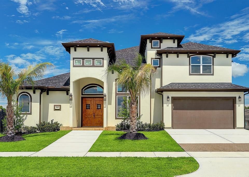 1st image of 611 Appia Dr