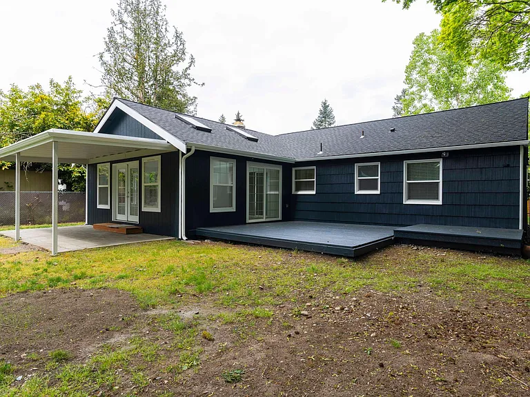 9006 Highland Ave SW — Photo 41