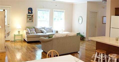 5th image of 122 W Green St