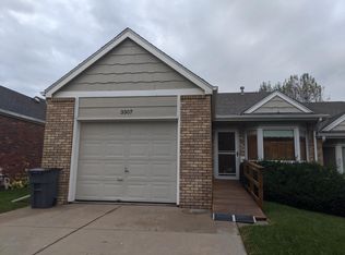 3307 S 52nd St, Lincoln, NE 68506