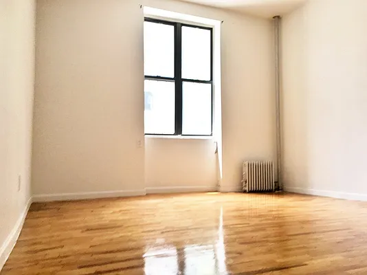 Rented by Bohemia Realty Group | media 25