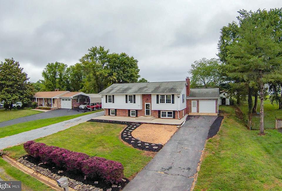 12008 Sheraton Hills Dr, Fredericksburg, VA 22407 Zillow