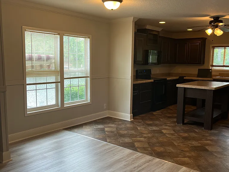 571 Berry Shls — Photo 9
