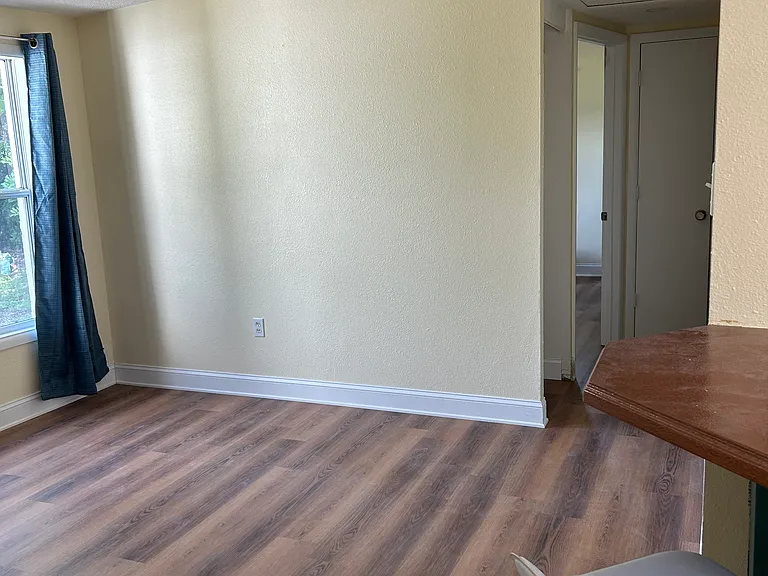 8335 95th Ave — Photo 10