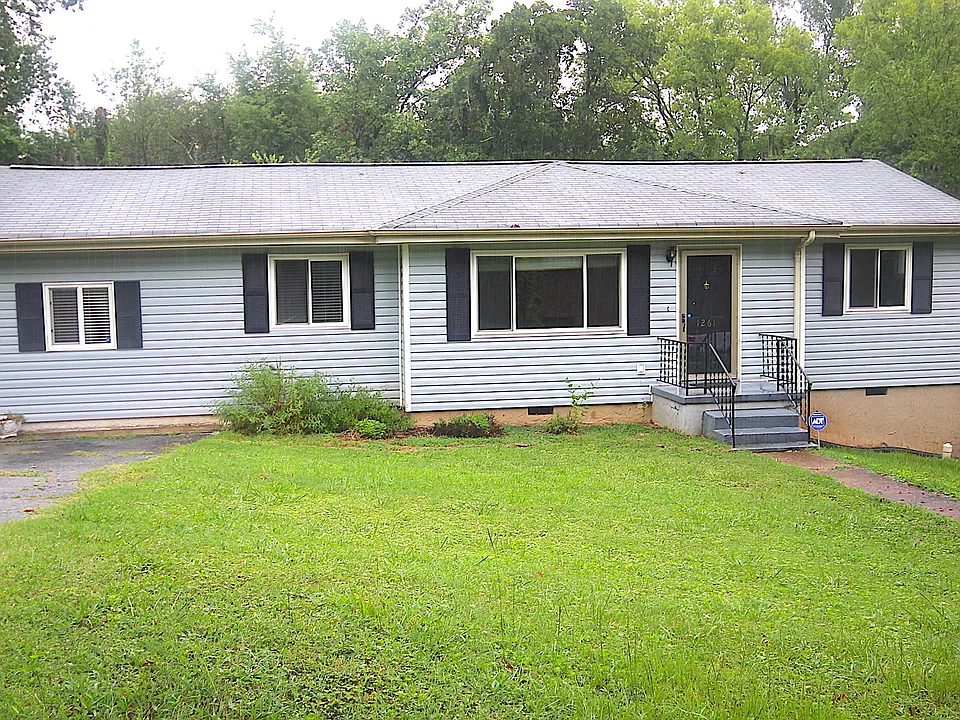 1261 Northern Hills Rd