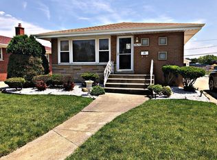 2425 Mayfair Ave, Westchester, IL