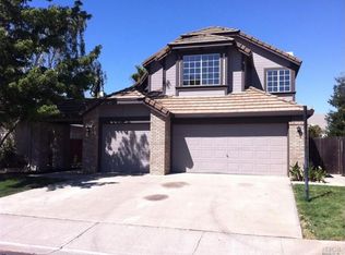 130 Oak Brook Ct, Vacaville, CA 95687