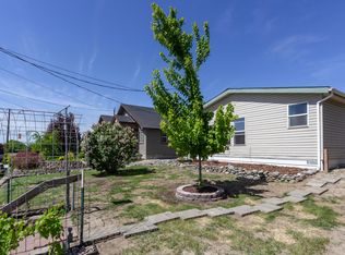107 2nd Ave, Zillah, WA 98953