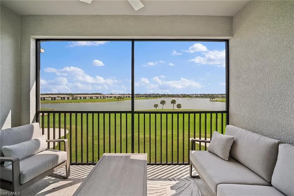 2 bed, 2.0 bath, 1170 sqft, $6,000 — Photo 4