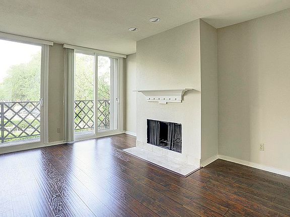 3rd image of 2333 Bering Dr APT 142
