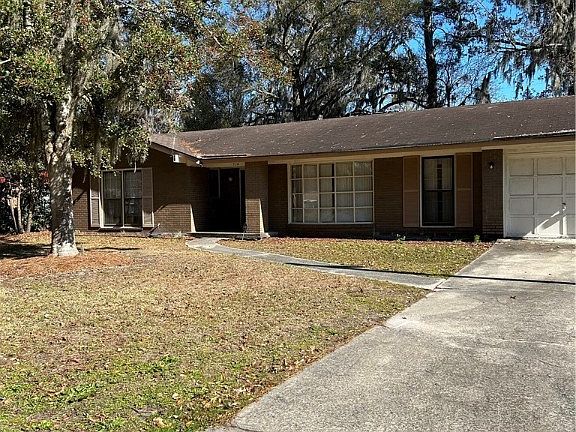2nd image of 714 Beechwood Drive