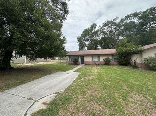 131 Shenandoah Ave, Lady Lake, FL 32159