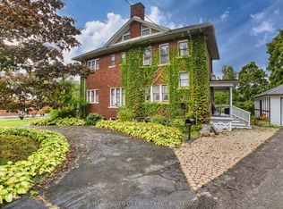 20 Evan St, Welland, ON L3B3V4