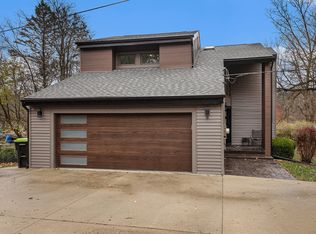 2740 Steeple Hl, White Lake, MI 48383