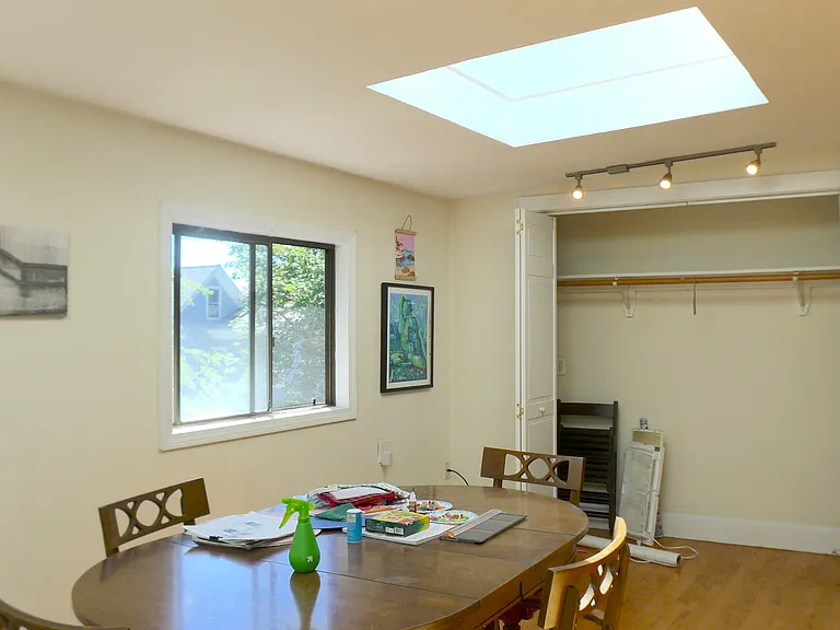 3 Evergreen Ave — Photo 5