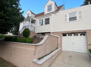 129 Vanderburgh Ave FLOOR 1, Rutherford, NJ 07070