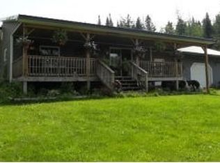 17 Schoolhouse Rd, Columbia, NH 03576