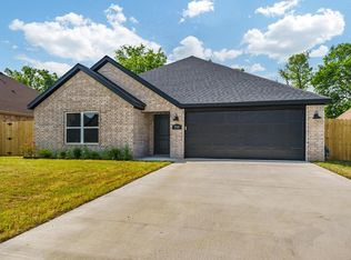 B Plan, Concord Heights, Lowell, AR 72745