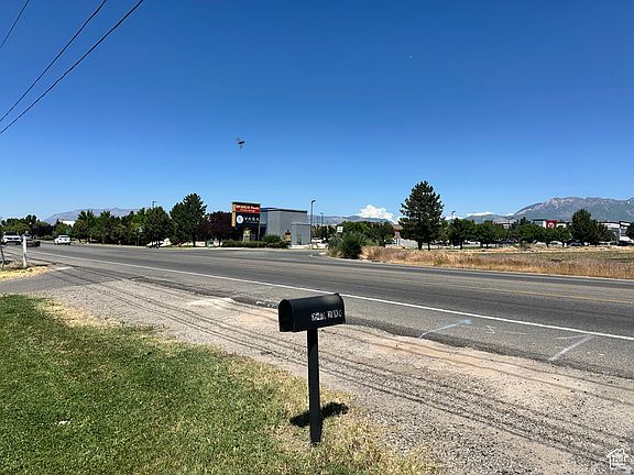 4th image of 2593 N 2000 W