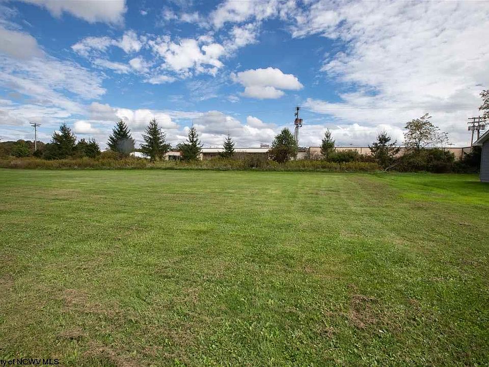 2nd image of 7 Grace Cir