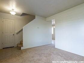 2nd image of 1122 S Davenport Dr