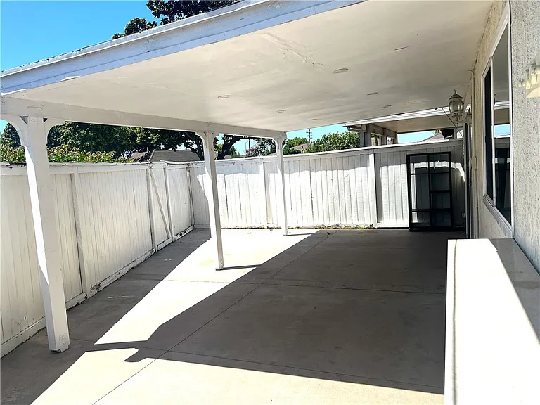 13252 Beach Terrace Dr — Photo 28