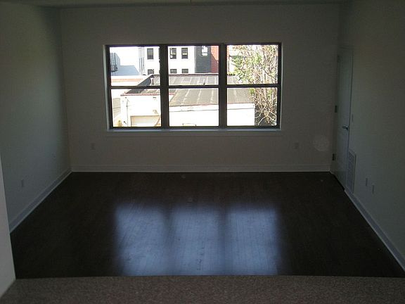 2nd image of 172 Culver Ave APT 202