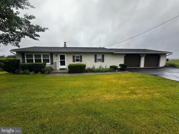 8062 Colebrook Rd, Palmyra, PA 17078