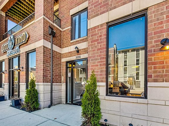 3rd image of 3056 N Clybourn Ave APT 1S
