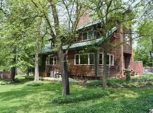 17 Sylvania Rd, Hershey, PA 17033