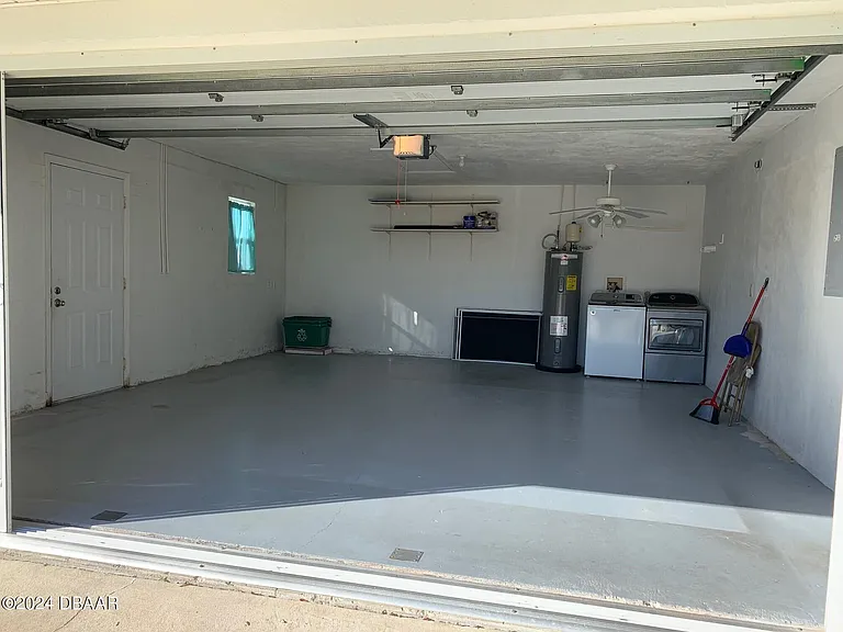 145 Riverwalk Ct — Photo 33