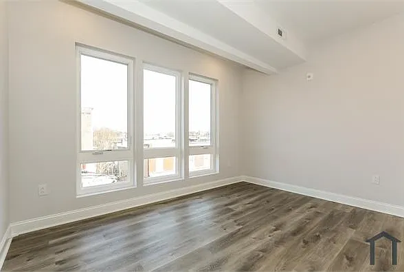 953 Belmont Ave — Photo 8