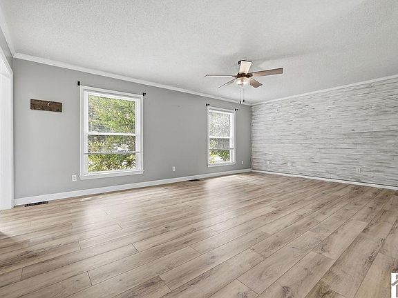 5th image of 431 Wyatt Ave