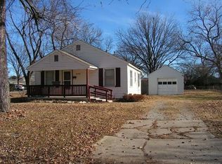 1320 N Choctaw St, Dewey, OK 74029